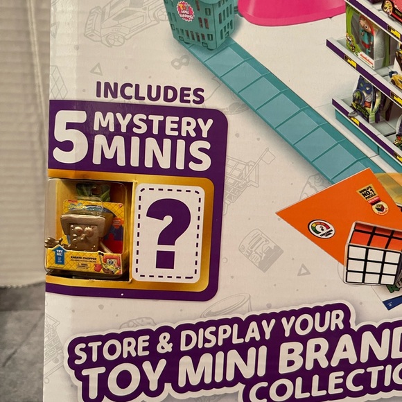 Zuru Mini Brands Shop - Picture 2 of 8